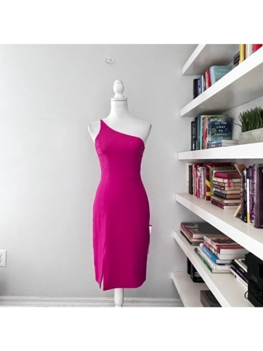 Dress The Population NWOT pink fuchsia one shoulder dress SZ XS